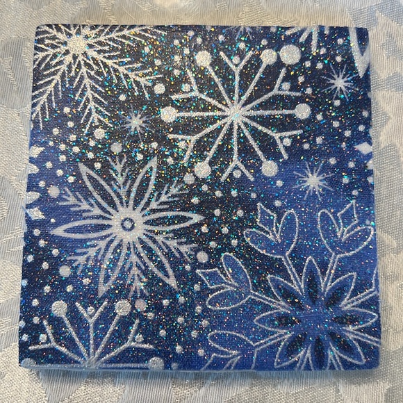 Set of 4 Blue and White ceramic coasters - Picture 6 of 6